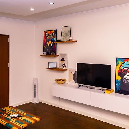 Zaza Apartament - Central Area, With Balcony Târgu Jiu Eksteriør billede