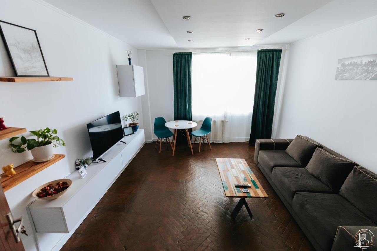 Zaza Apartament - Central Area, With Balcony Târgu Jiu Eksteriør billede
